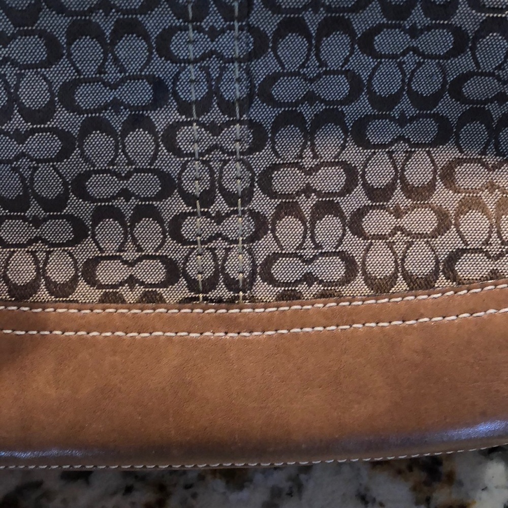 Mini authentic coach pouch. - Picture 7 of 7